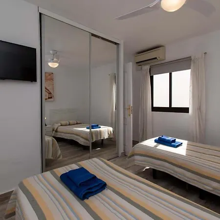 Sunset Bay 37 - Two Bed * Адехе