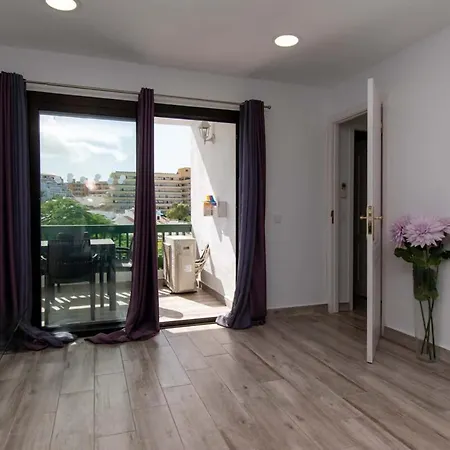 Sunset Bay 37 - Two Bed Адехе