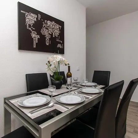 Sunset Bay 37 - Two Bed Адехе